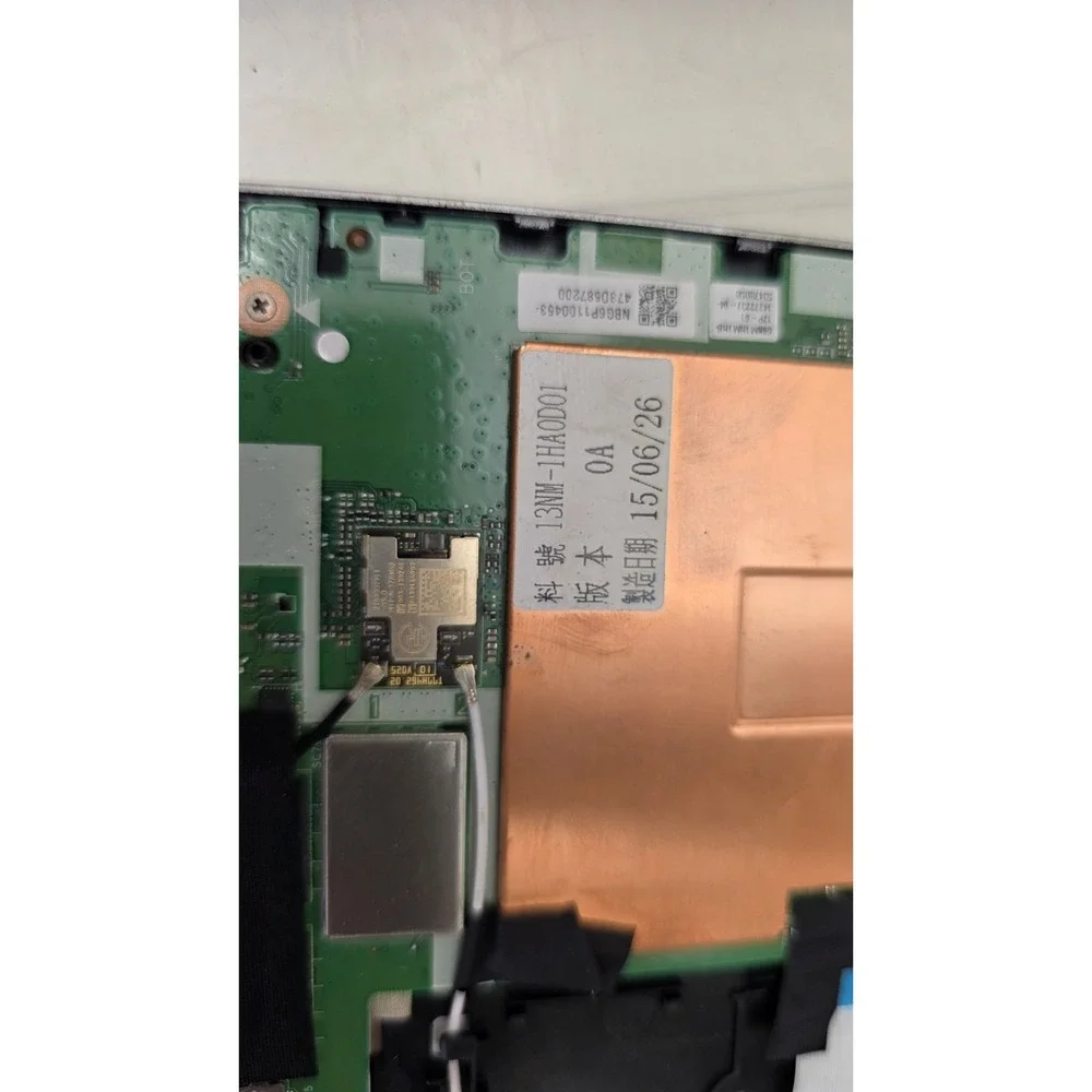 Acer Aspire SW5-012 2-in-1 Multi-Touch Laptop tablet 1.33 GHz